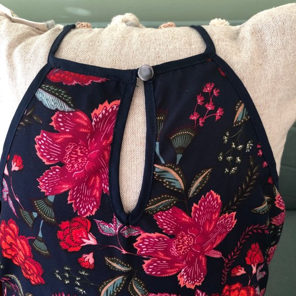 Cute Papermoon tank top - Picture 4 of 5